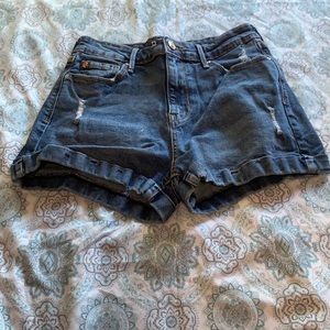 Levi’s Mom Shorts